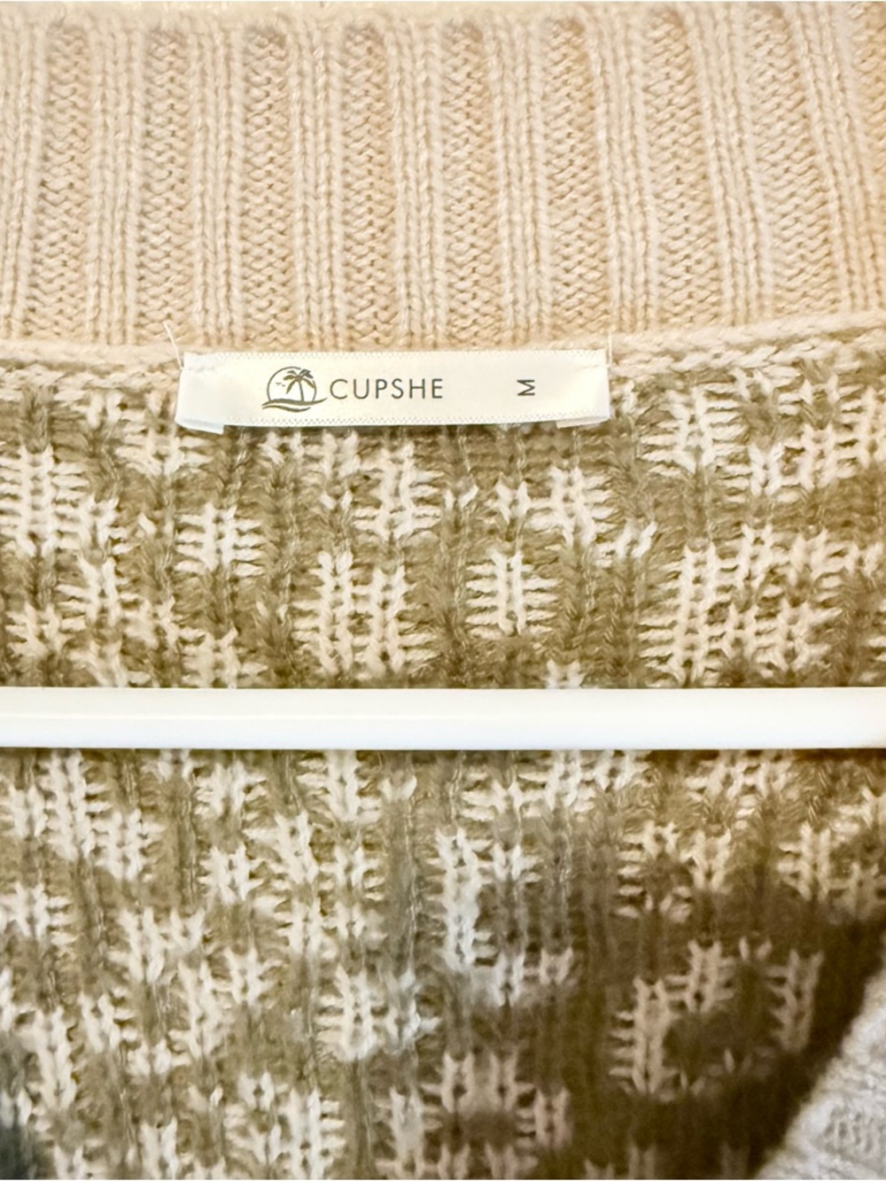 Cupshe Cream & Olive Leopard V-Neck Sweater - Picture 3 of 3